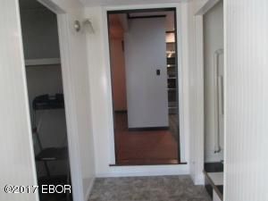 500 S Court St, Marion, IL 62959